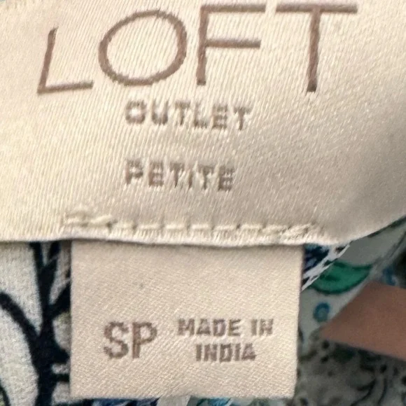 LOFT Floral Cami Blouse Cottage Blue Spaghetti Strap Top Lace Accent Sz Small P - Picture 5 of 9